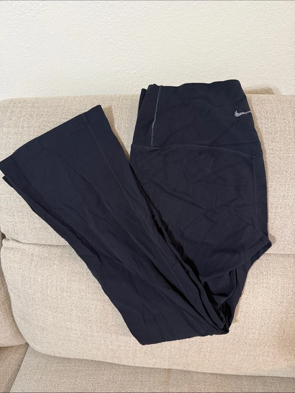 Women’s Dri Fit Nike Black flared Yoga pants - size large